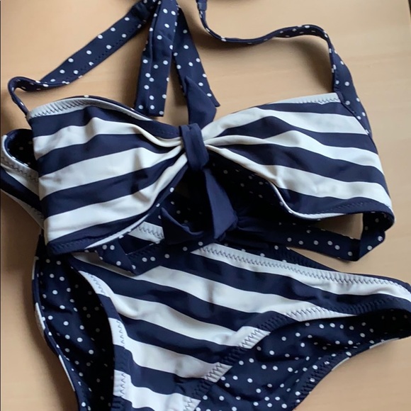 Tommy Hilfiger Reversible Bikini (Stripes & Dots) - Picture 1 of 2